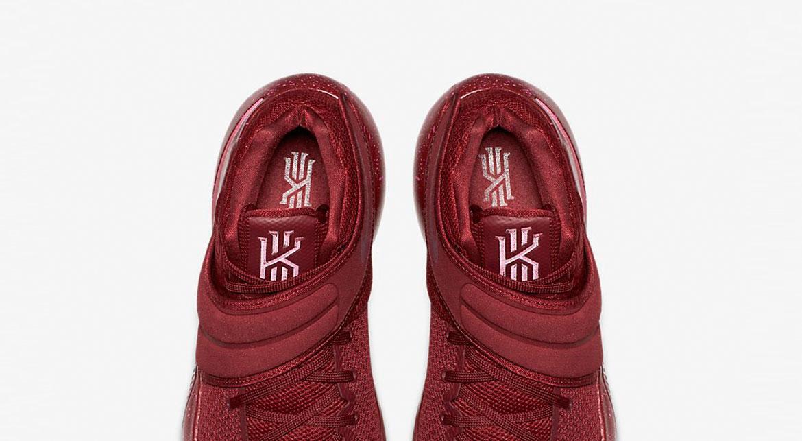 Kyrie 4 hot sale red velvet